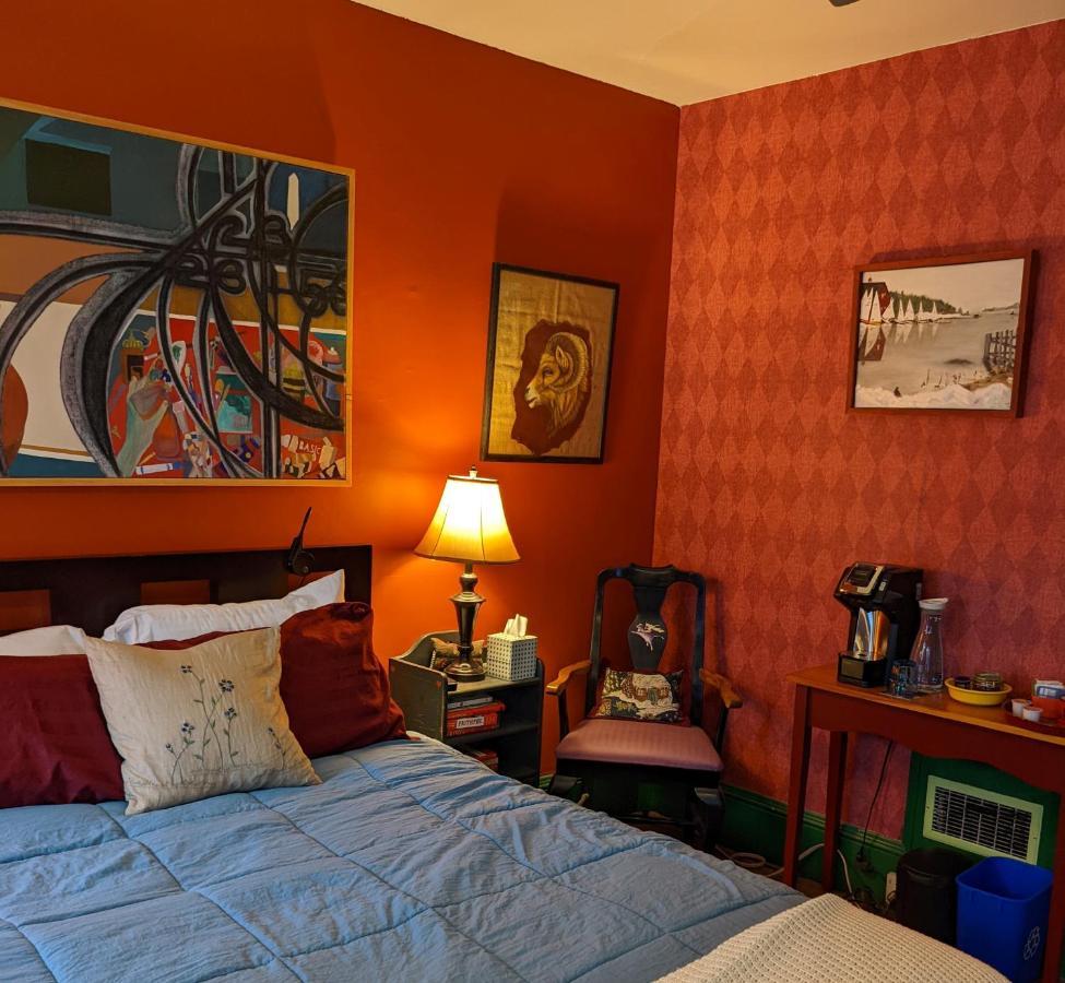 The One Cat Bed and Breakfast Brattleboro Eksteriør billede