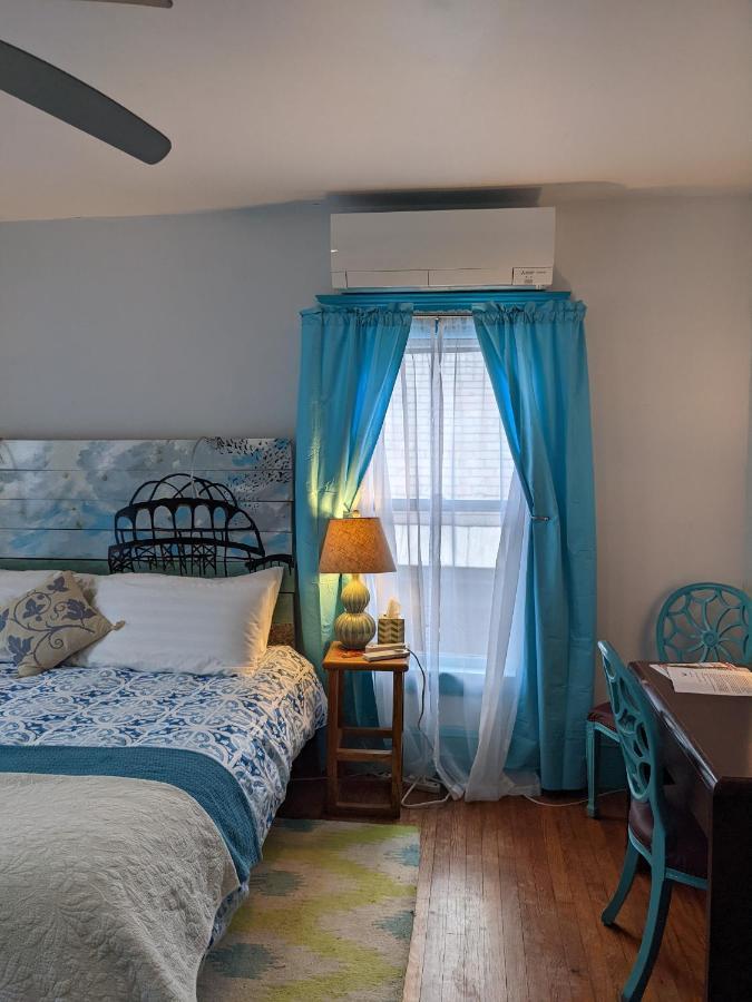 The One Cat Bed and Breakfast Brattleboro Eksteriør billede